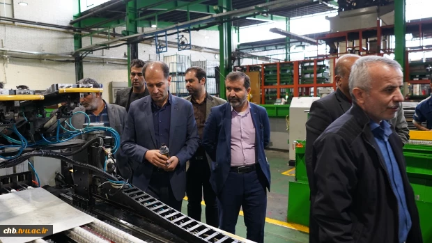 بازدید علمی جمعی از اساتید و کارشناسان دانشگاه از گروه صنعتی انتخاب الکترونیک 5