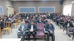 به مناسبت 16 آذر روز دانشجو مراسم جشن و شادی همراه با اجرای برنامه های متنوع برگزارگردید 5