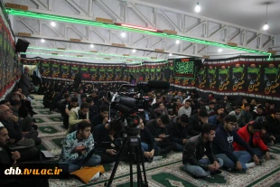 حضور سردار اکبری ، فرمانده سپاه حضرت قمربنی‌هاشم (ع) چهارمحال و بختیاری

 در مراسم عزاداری  ایام فاطمیه؛ شهادت حضرت زهرا(س) و کنگره شهدای دانشجوی استان چهار محال و بختیاری  8