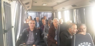 حضور بیش از 200 نفر از اساتید و همکاران شاغل و بازنشسته دانشگاه فنی  وحرفه ای استان در اردوی تفریحی و سیاحتی پارک سرچشمه فرخشهر و موزه  تاریخ طبیعی تنگ صیاد استان چهارمحال و بختیاری   11
