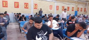 بازدید مهندس مومنی و هیئت همراه از روند برگزاری امتحانات پایان ترم از دانشکده فنی و حرفه‌ای  پسران شهرکرد 8