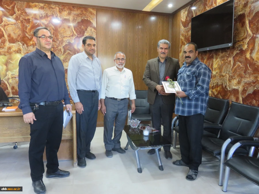 تقدیر از جانباز سرافراز هشت سال دفاع مقدس جناب آقای تقی کریمی 2