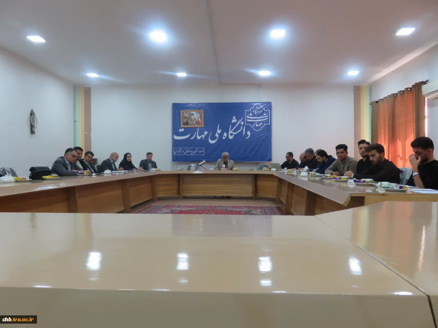برگزاری جلسه هم‌اندیشی تعیین راهبردهای سازمانی در دانشگاه ملی مهارت چهارمحال و بختیاری
 3