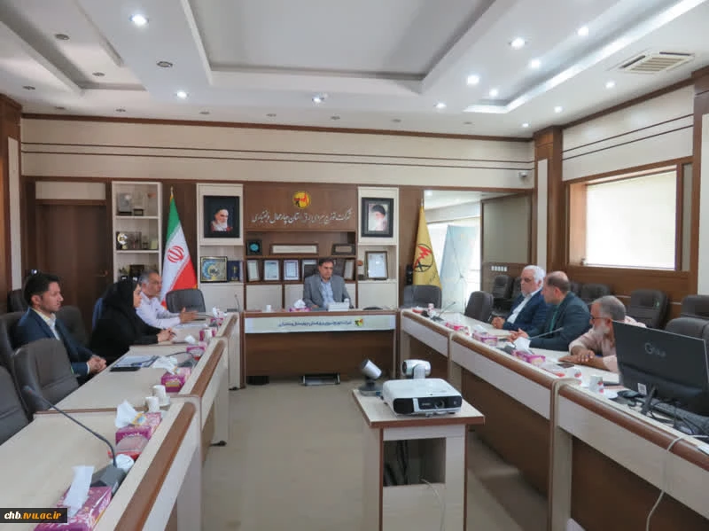 نشست مشترک رئیس دانشگاه ملی مهارت استان چهارمحال و بختیاری با مدیرعامل شرکت توزیع برق استان  3