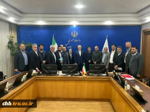 -نشست روسای دانشگاه های استان چهارمحال‌ و بختیاری با دکتر سید حمید پورمحمدی رئیس سازمان برنامه و بودجه کشور 3