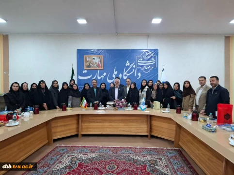 تقدیر از بانوان فرهیخته دانشگاه ملی مهارت واحد استانی چهارمحال و بختیاری بمناسبت روز زن و مادر