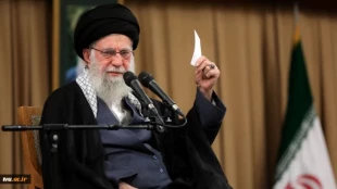 رهبر معظم انقلاب:

ملت ایران همت و هویت خود را، به رخ دشمنان کشید 2