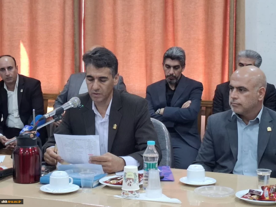 ارائه گزارش آموزشی دانشگاه ملی مهارت واحد استانی چهارمحال و بختیاری  ، توسط مهندس مظفری معاون آموزشی دانشگاه ملی مهارت واحد استانی چهارمحال و بختیاری در آیین تجلیل از سرآمدان آموزشی دانشگاه ملی مهارت استان 
 3