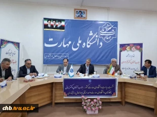 جلسه پرسش وپاسخ و طرح مشکلات اعضای غیر هیئت علمی و کارکنان با دکتر زمانی 4